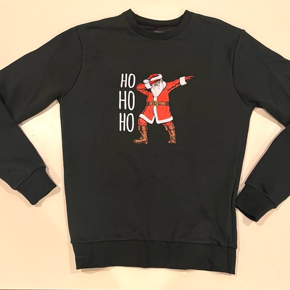 Christmas Sweatshirt - Picture 1 of 2